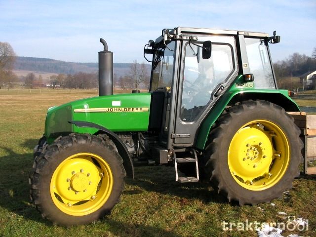 JOHN DEERE