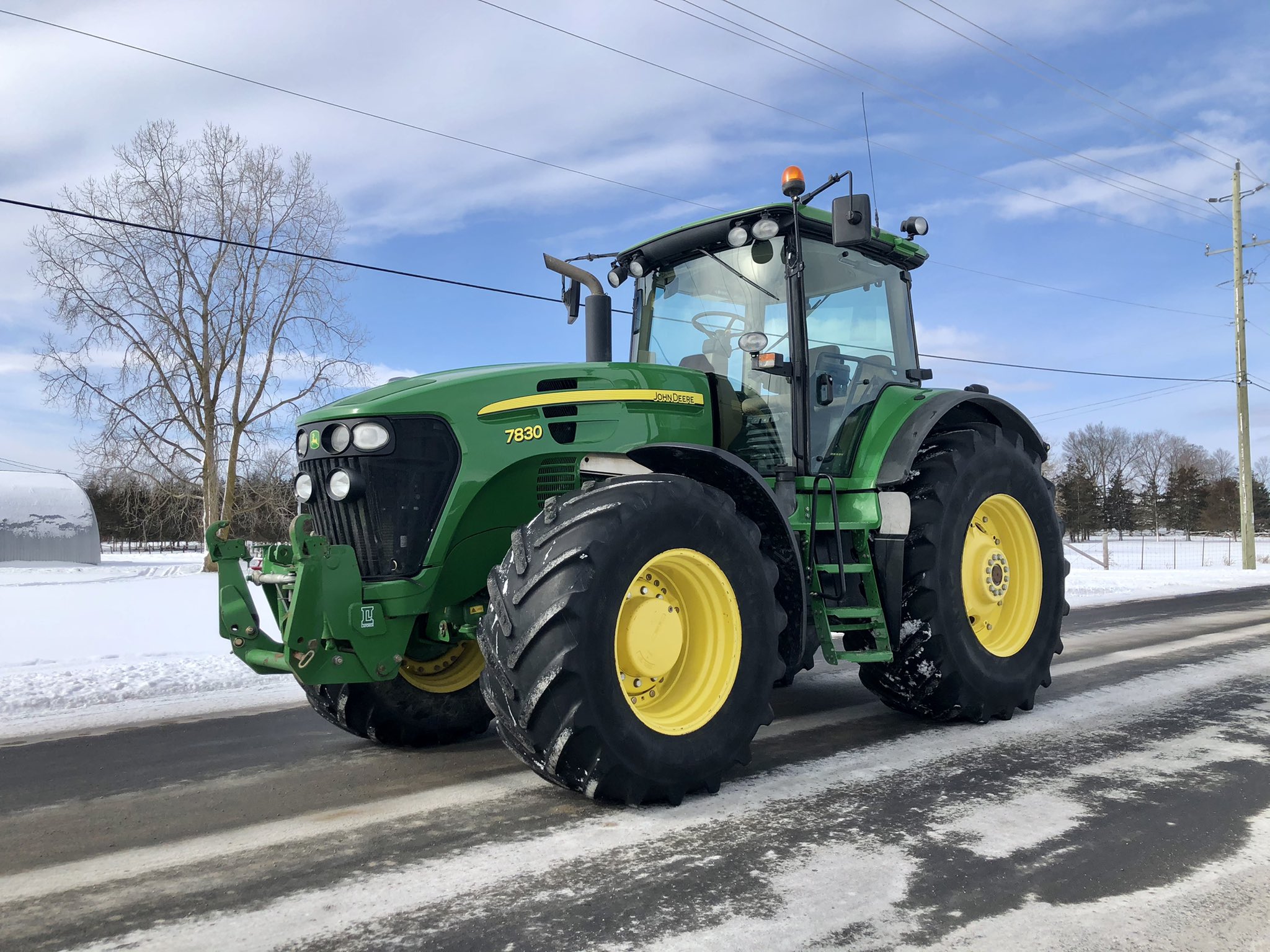 JOHN DEERE